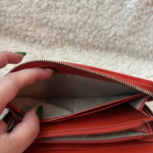 Burberry Long Zippered Checkered Wallet with Patent Leather - Picture 13 of 13